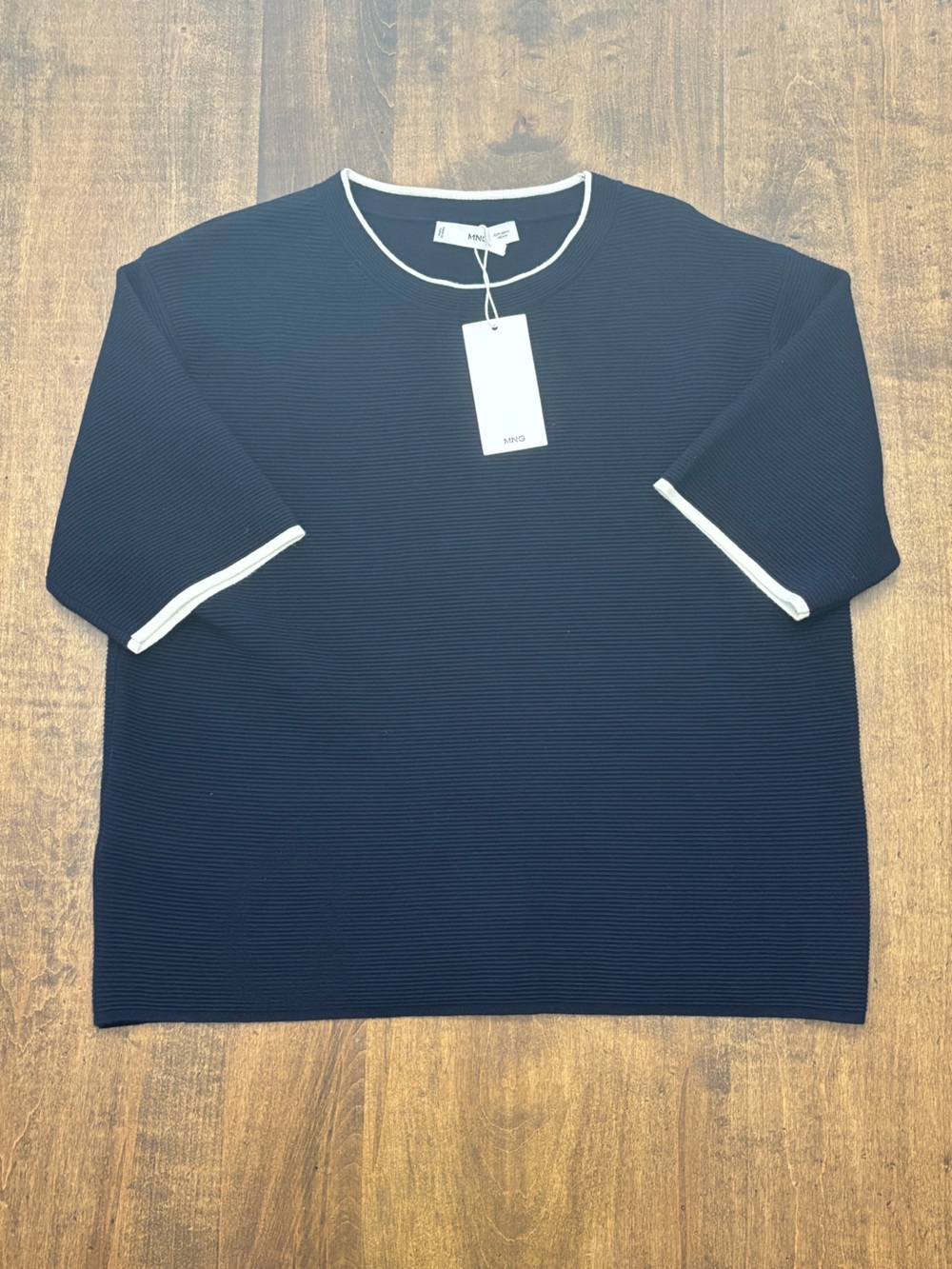 Mango Navy Short Sleeve Sweater Top Contrast Trim Size M NWT - Picture 13 of 16